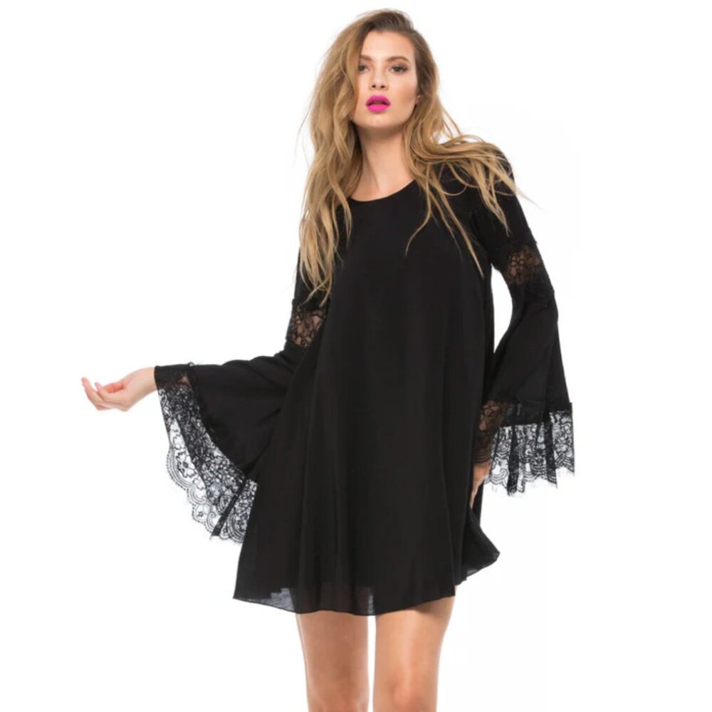 NEW For Love & Lemons Black Festival Dress 🖤